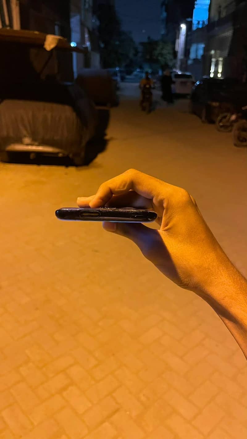 One Plus 7 Pro 5