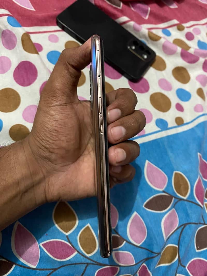 OPPO Reno 5 3