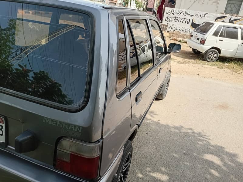 اسی انے دو اور پیٹرول پہ اندر پیسے چین ٹائر 70 پرسنٹ 15