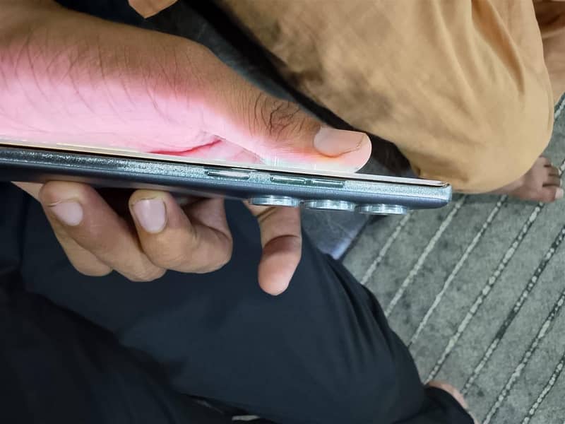 Tecno CAMON 40 Pro 3