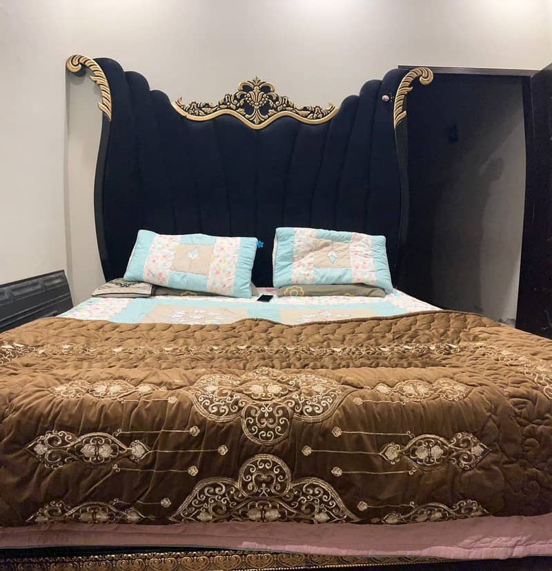 1 year use bed set 1