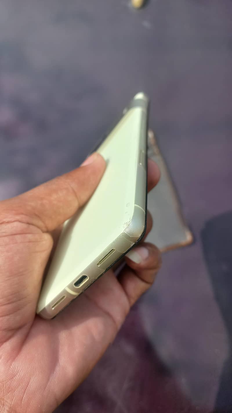 Google Pixel 7 3