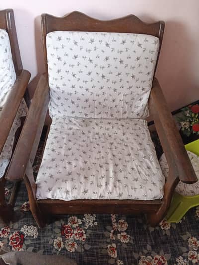 old sofa set good wooden quality
