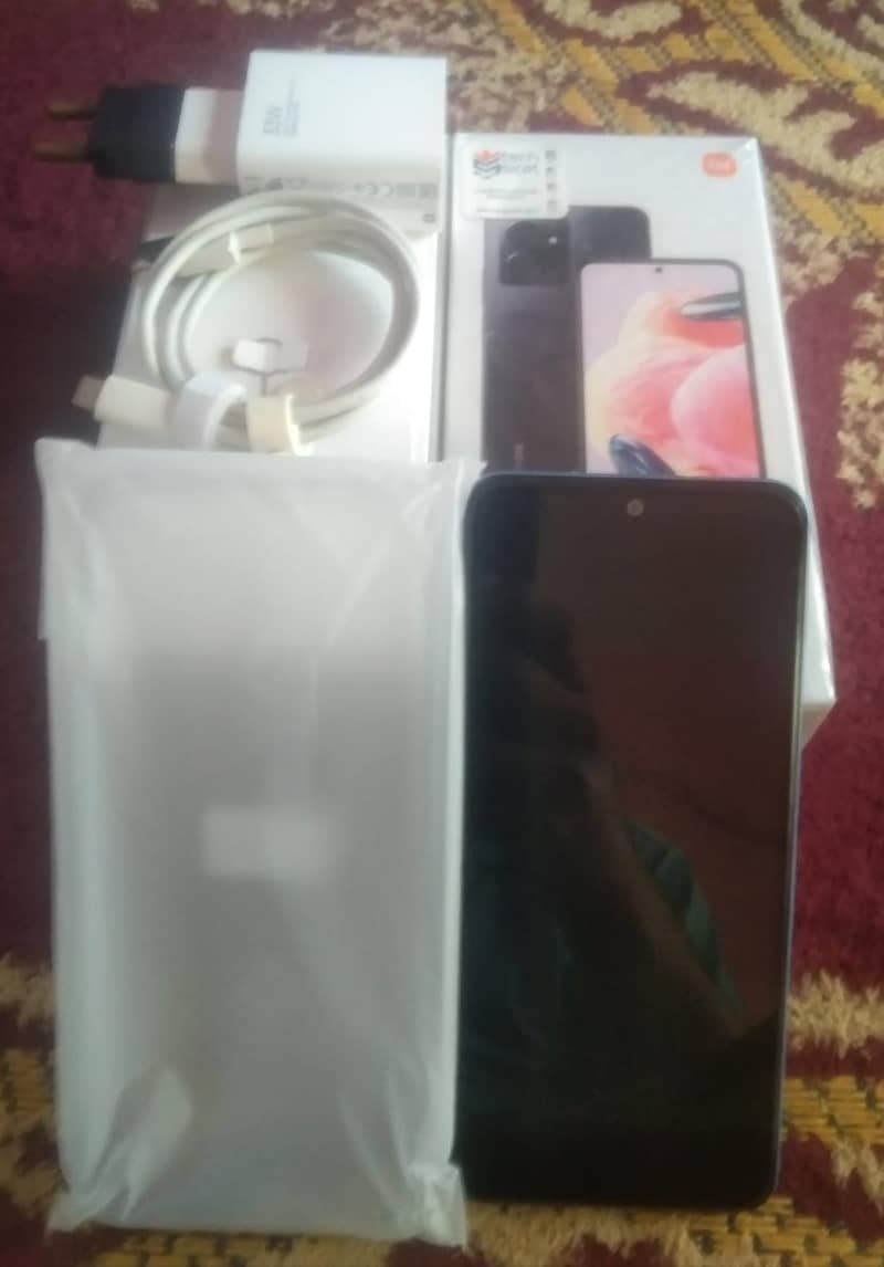 Xiaomi Redmi Note 12 13