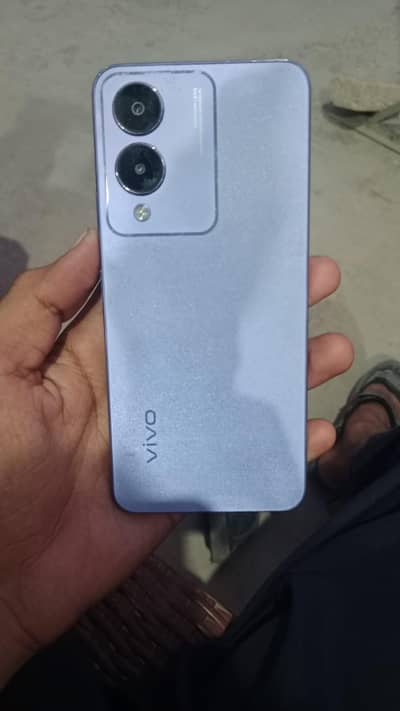 Vivo Y17