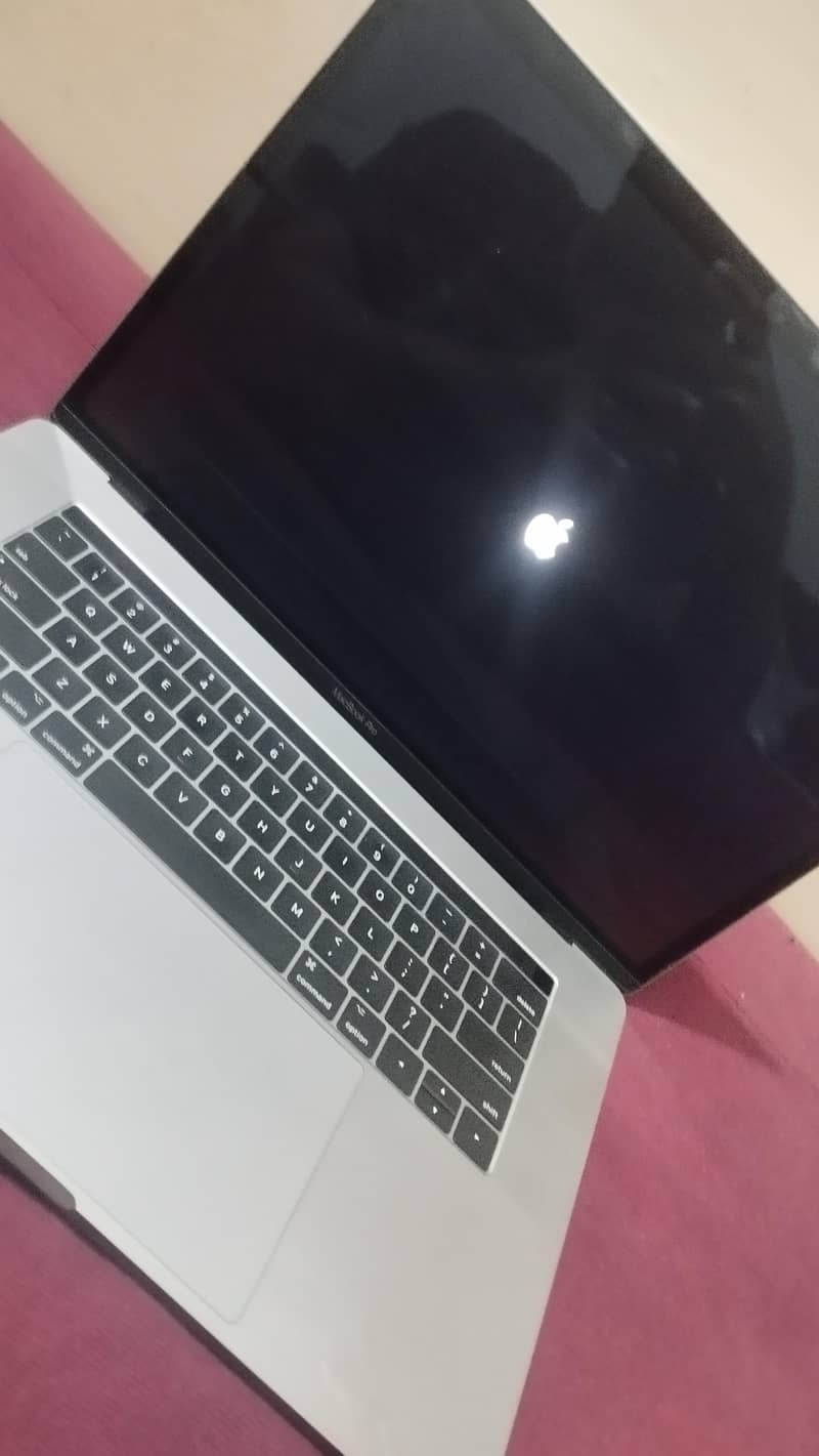 MacBook pro 2016 1
