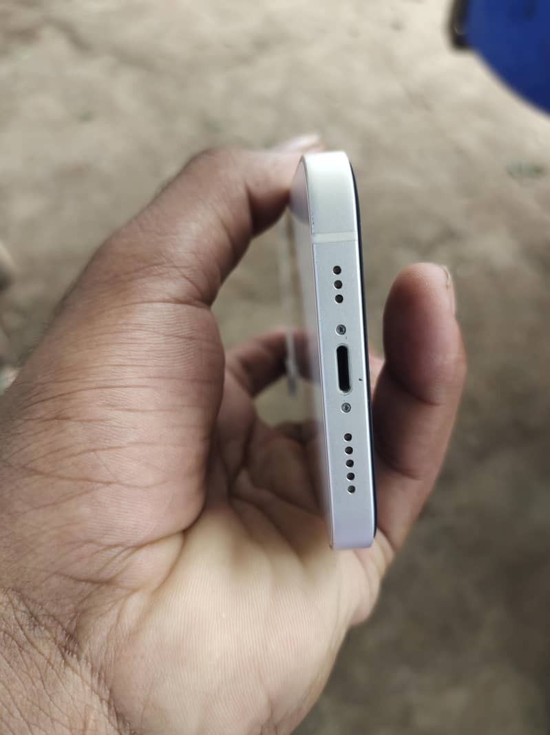 Apple iPhone 12 10