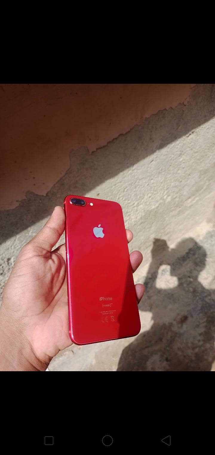Apple iPhone 8 Plus 2