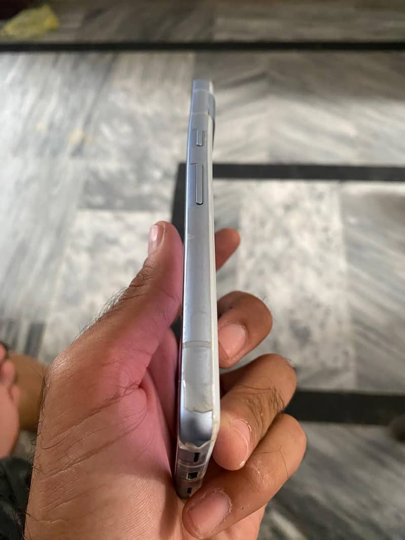 Google Pixel 7a 3