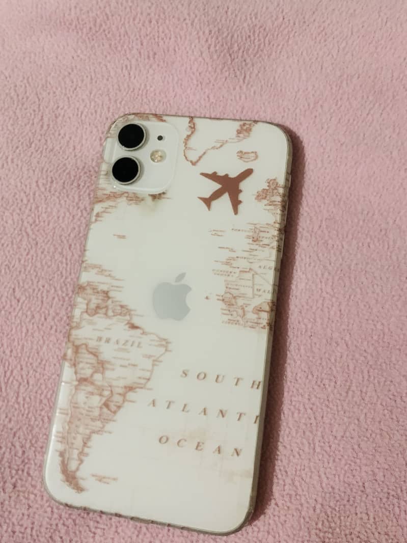 Apple iPhone 11 3
