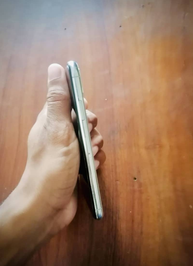 Apple iPhone X 2