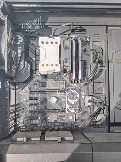 intel i5 9600k + Asus tuf h370 Pro Gaming + 16Gb ddr4