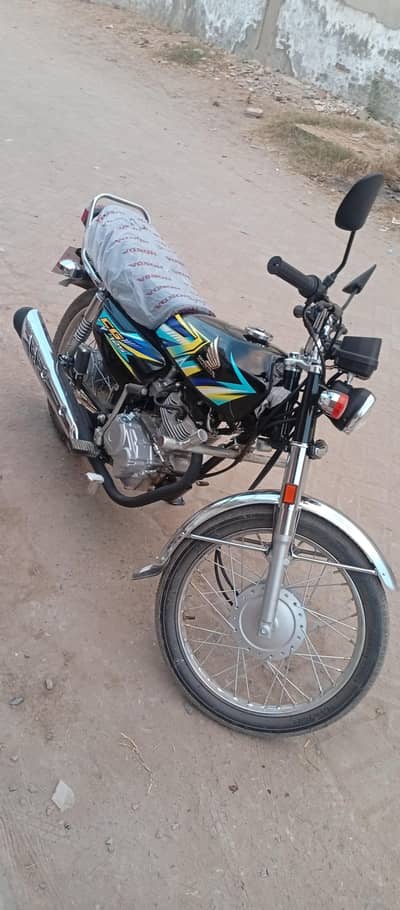 Honda 125 black All genuine