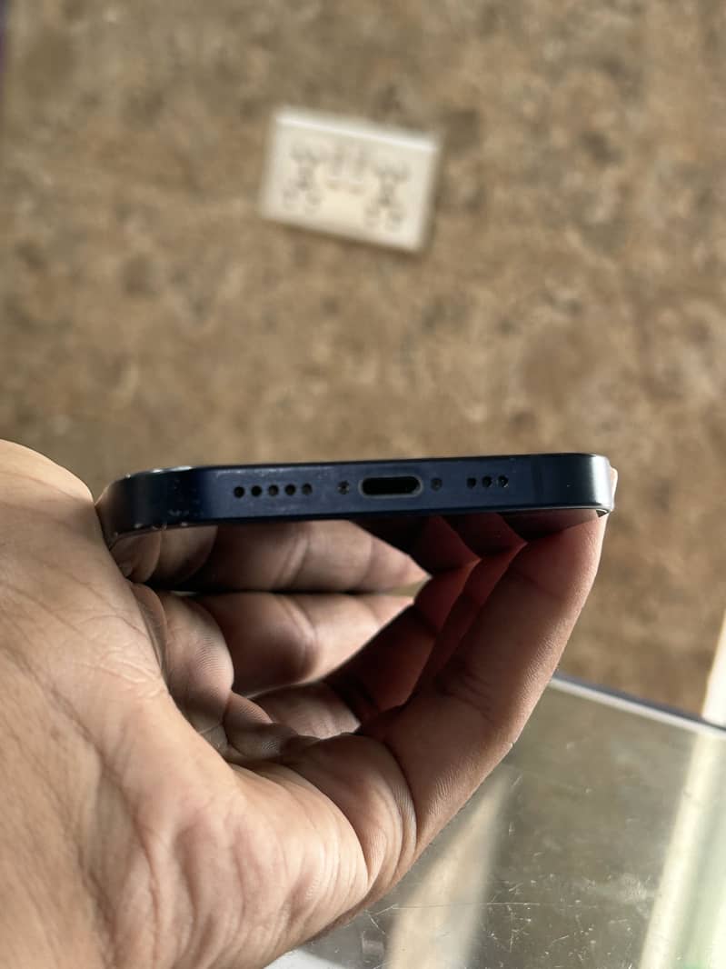 Apple iPhone 14 2