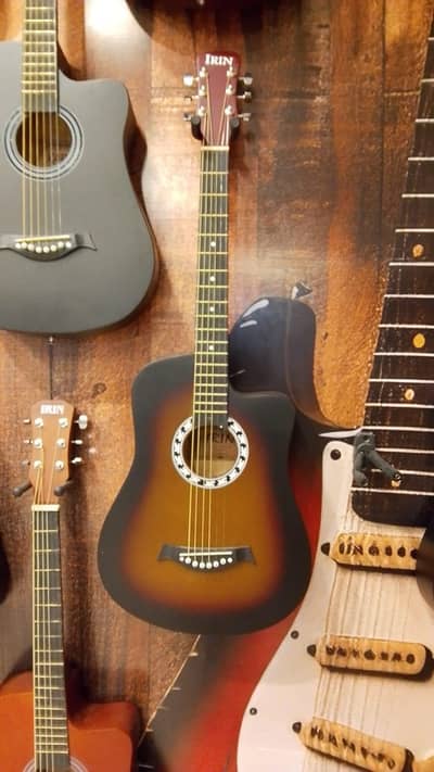 IRIN 38 Inches Acoustic Guitar Brand New Box Pack Scratches on Back