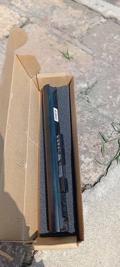 Original HP LA04 Laptop Battery HSTNN-IB5M 14.8V 2200mAh