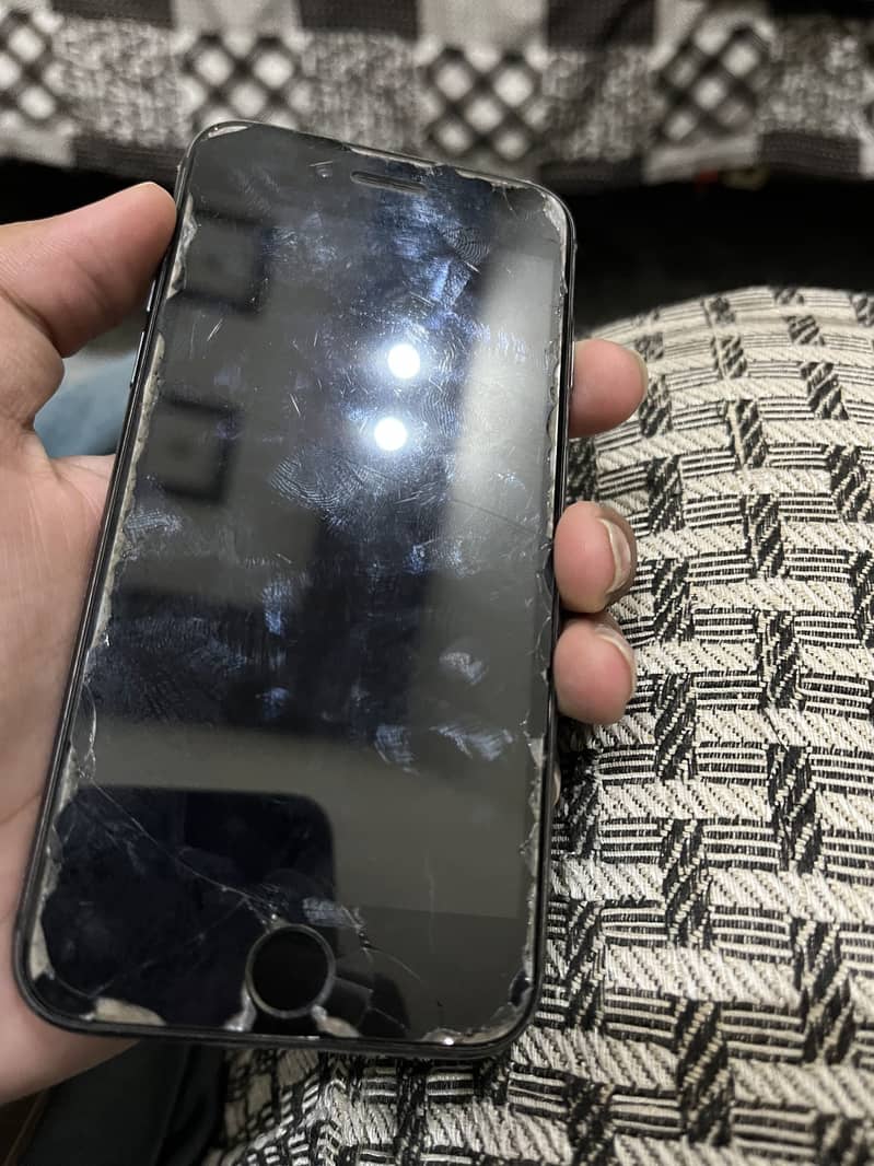 Apple iPhone 8 2