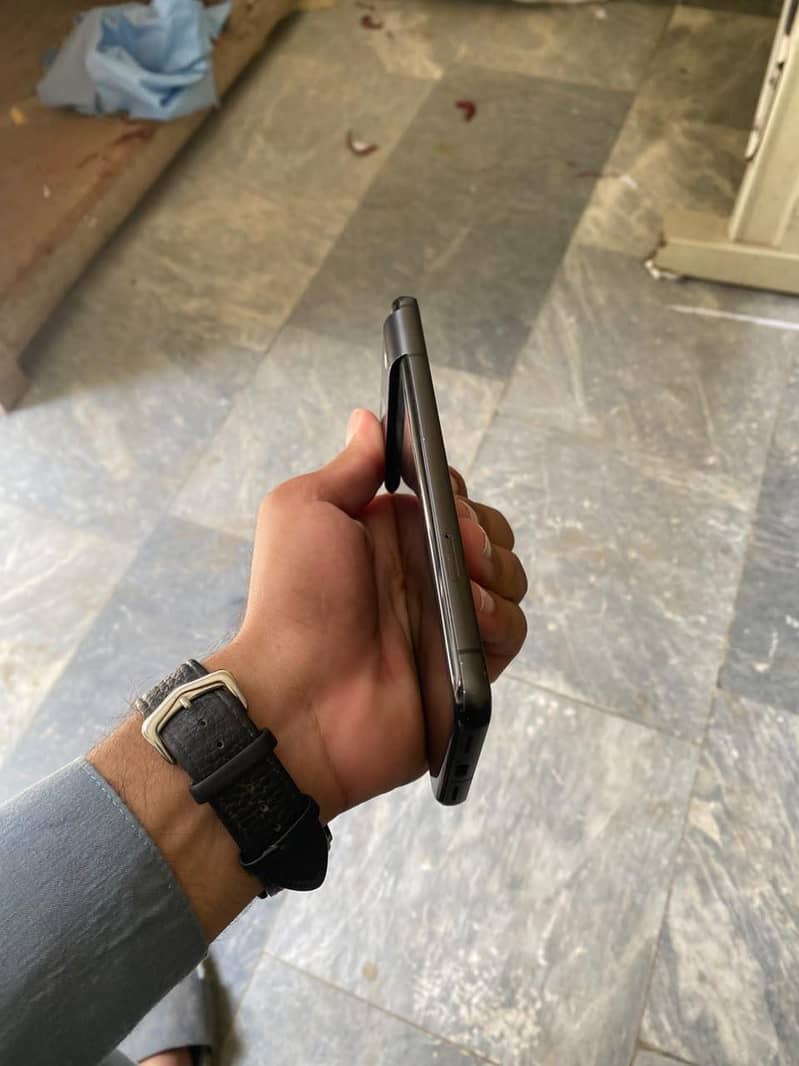 Google Pixel 8 5