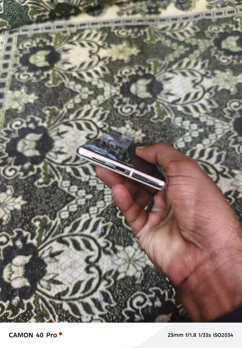 Google Pixcel 6 Pro 4