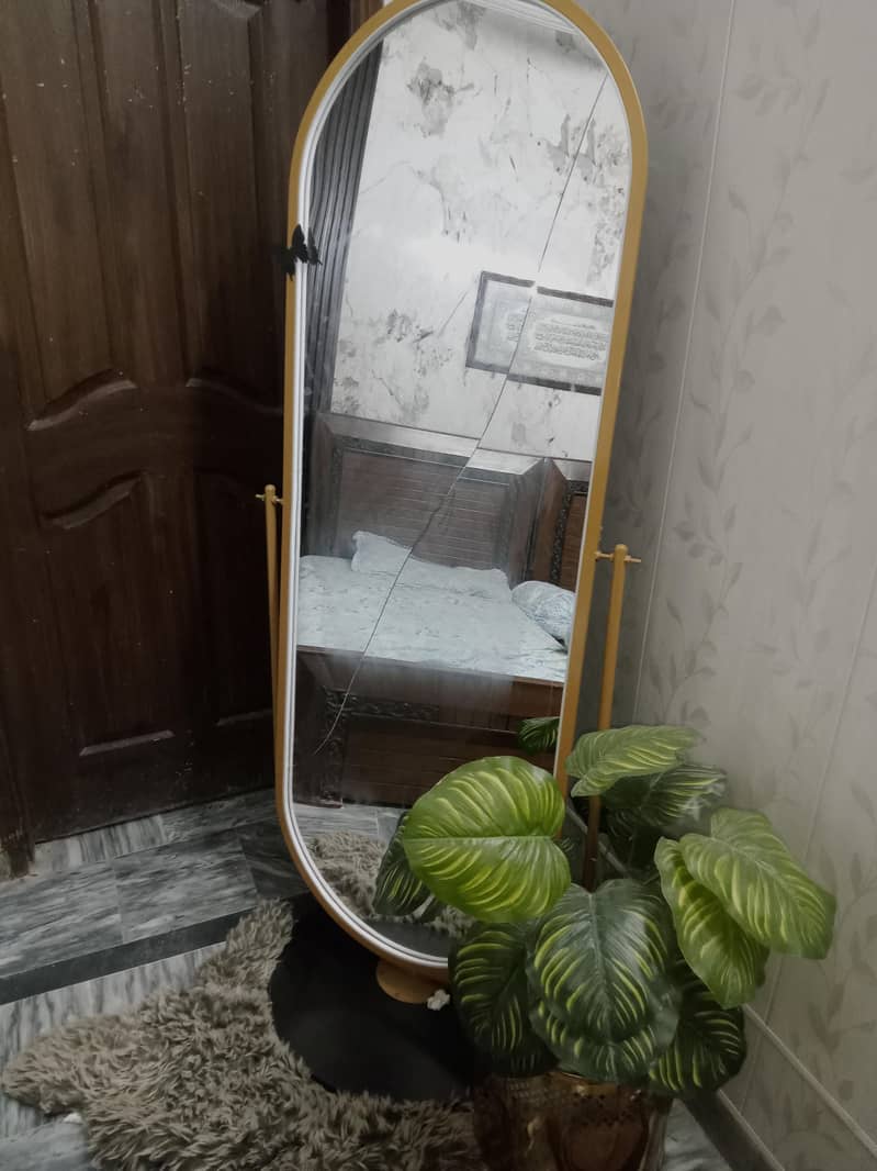rotating standing mirror 3