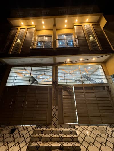 2.5 Marla Brand New Fully Furnished House Ideal Location