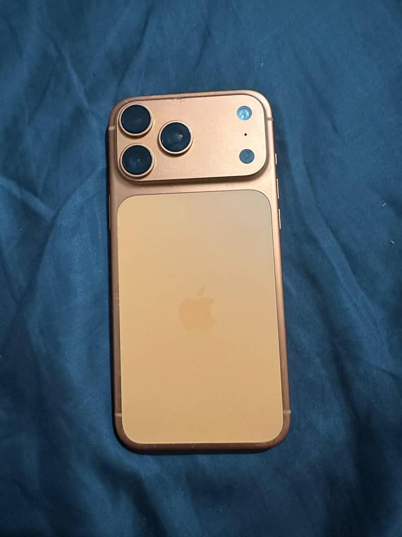Apple iPhone 17 Pro Max 6