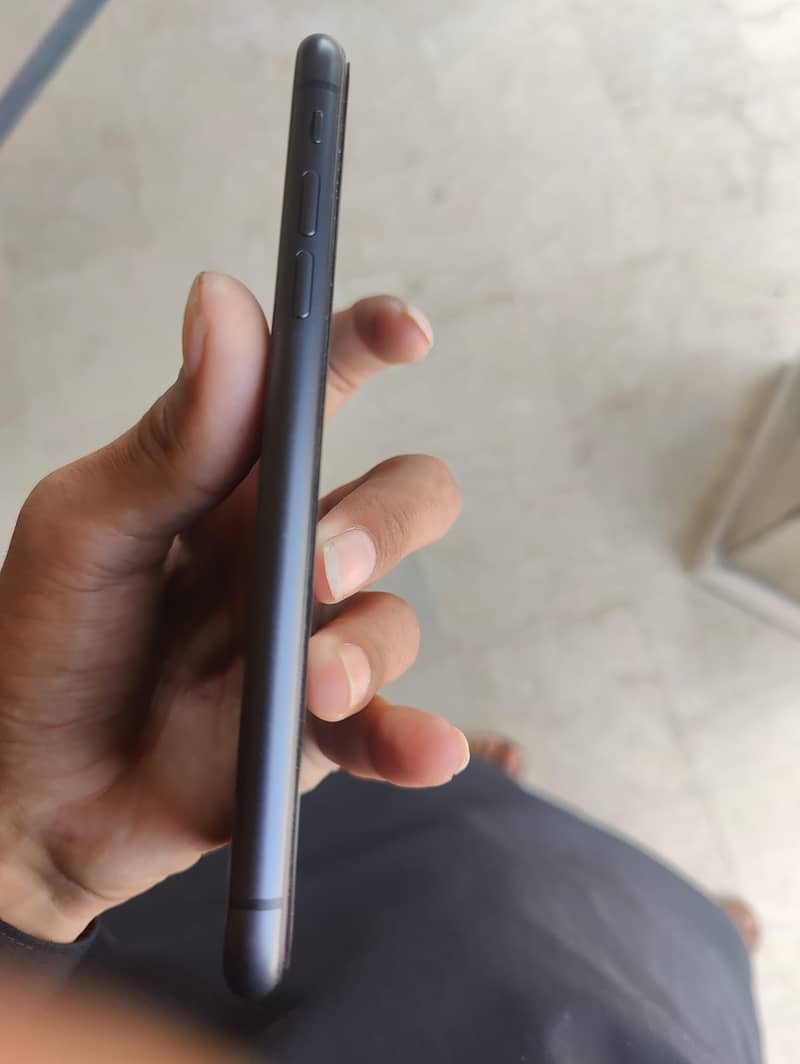 Apple iPhone 11 1