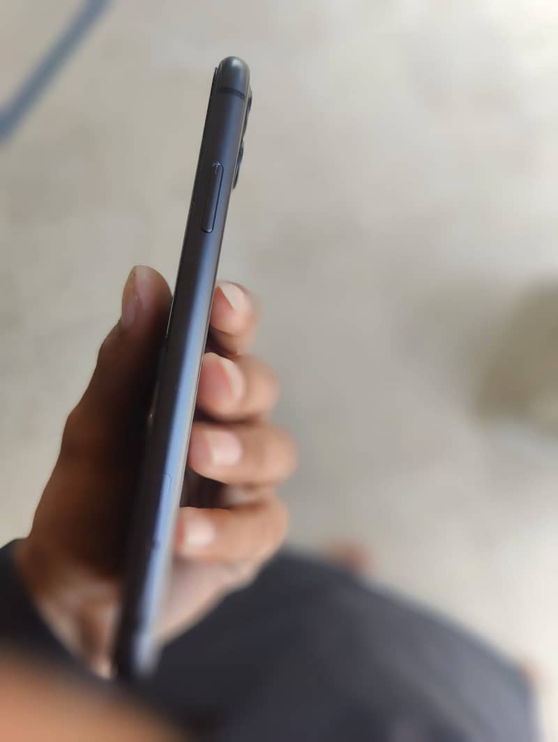 Apple iPhone 11 2
