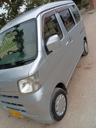 HI JET, AUTOMATIC,MODEL 2013/REG 2018, 4wd, 4 POWER WINDOWS,OWN ENGINE