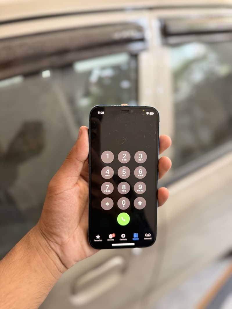 Apple iPhone 12 9