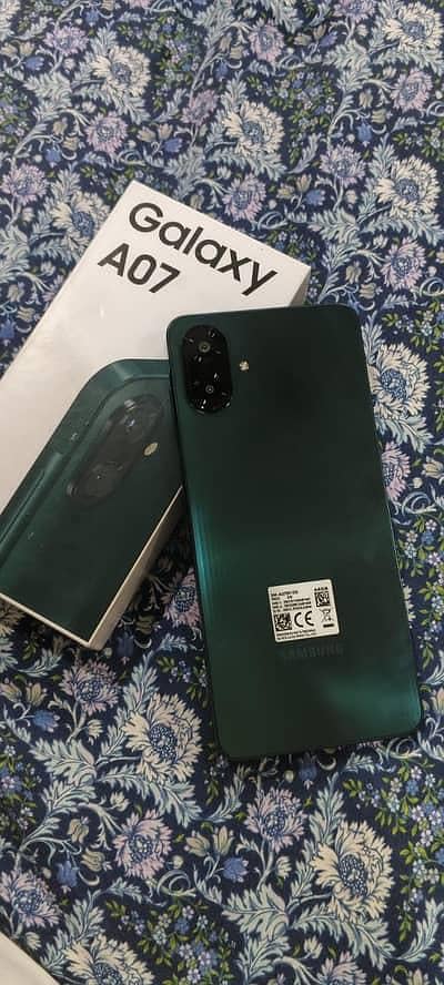 Samsung A07 4/128. Qist bazar sy locked hua mobile for sale.