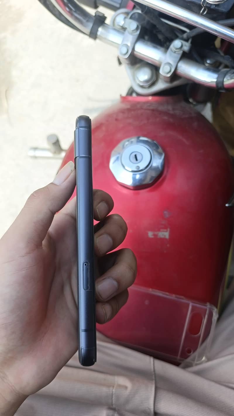 Google Pixel 8a 3