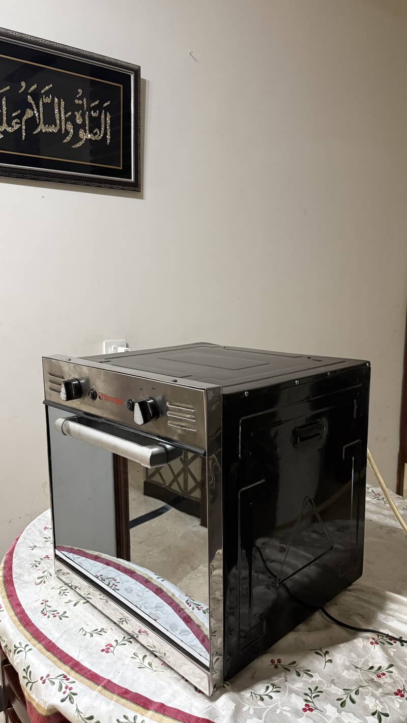 Baking oven 0