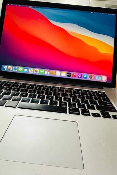 MacBook Pro core i7 2015 laptop