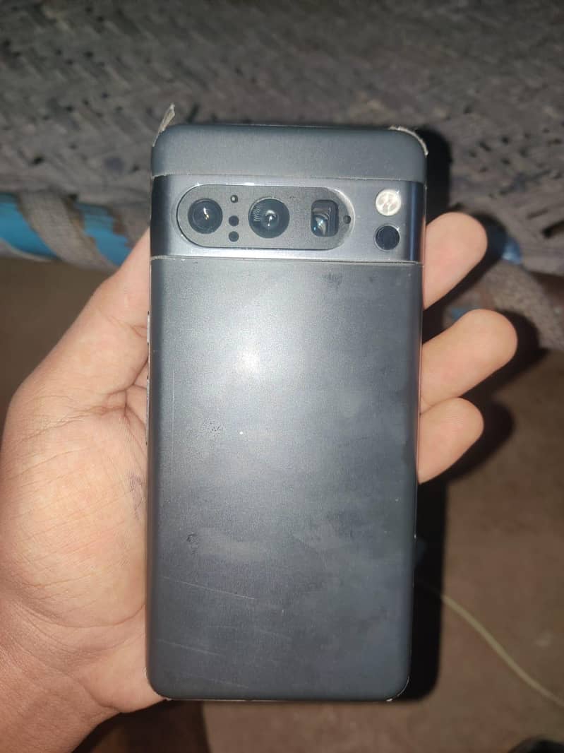 Google Pixel 8 Pro 0