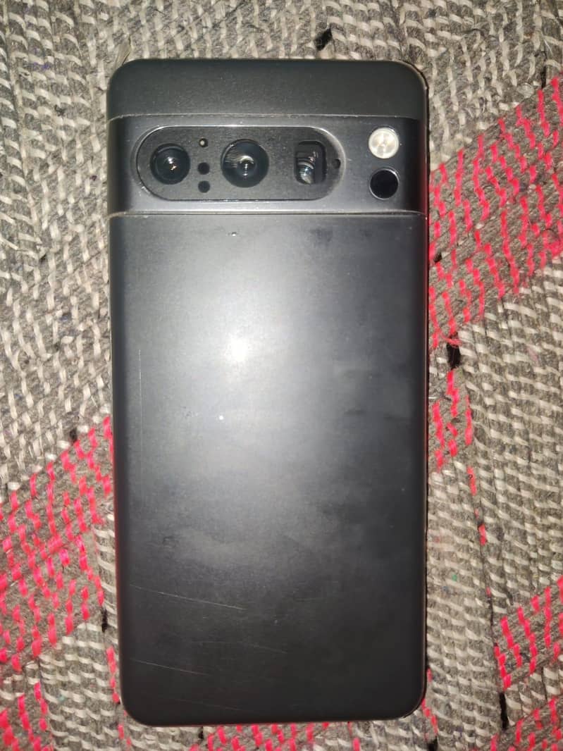 Google Pixel 8 Pro 4