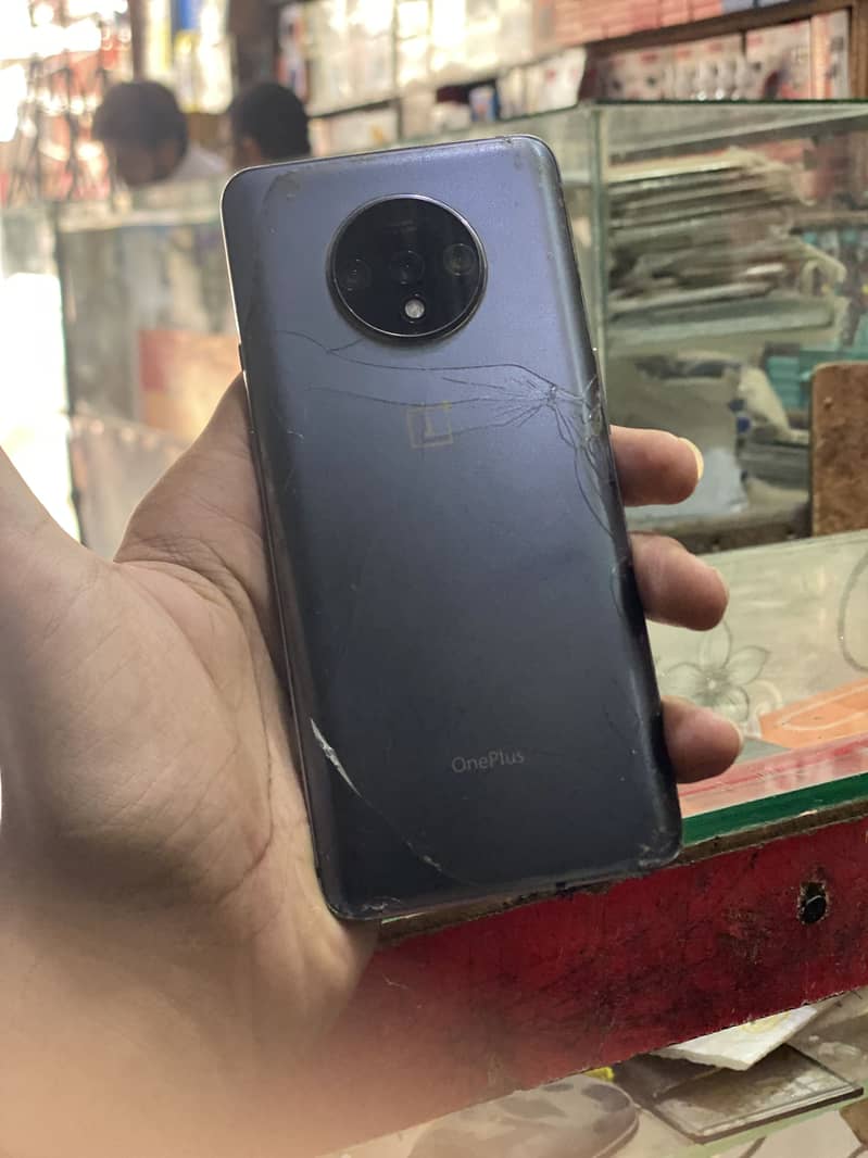 One Plus 7T 4