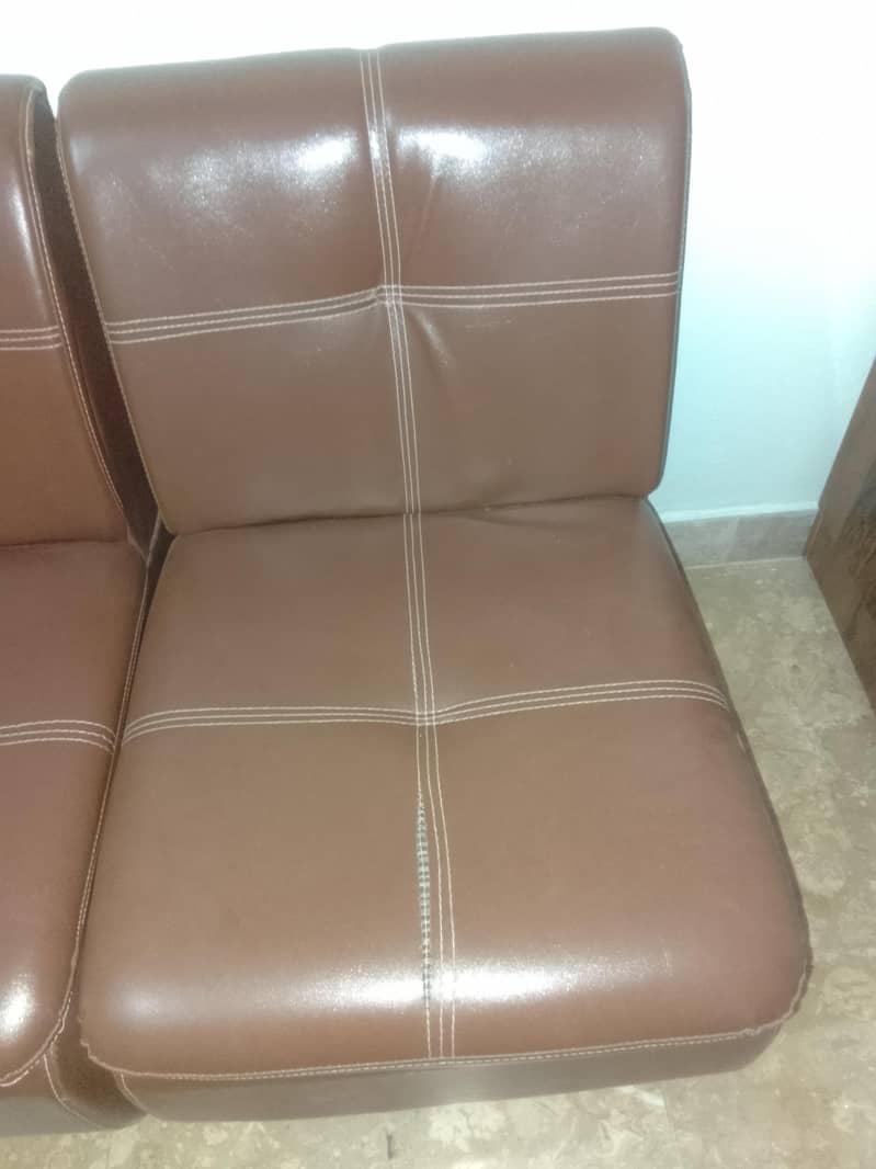 2 setar sofa 0