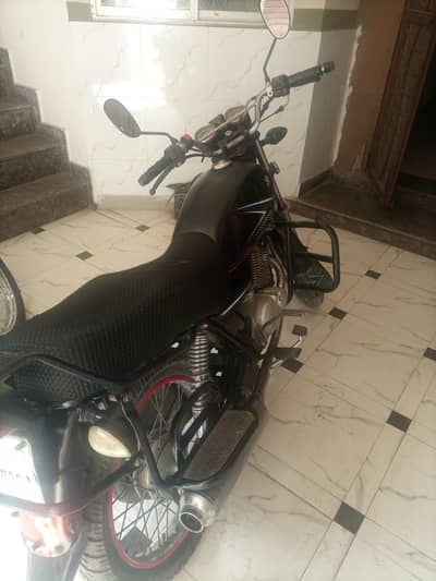 SUZUKI 150  (2017)