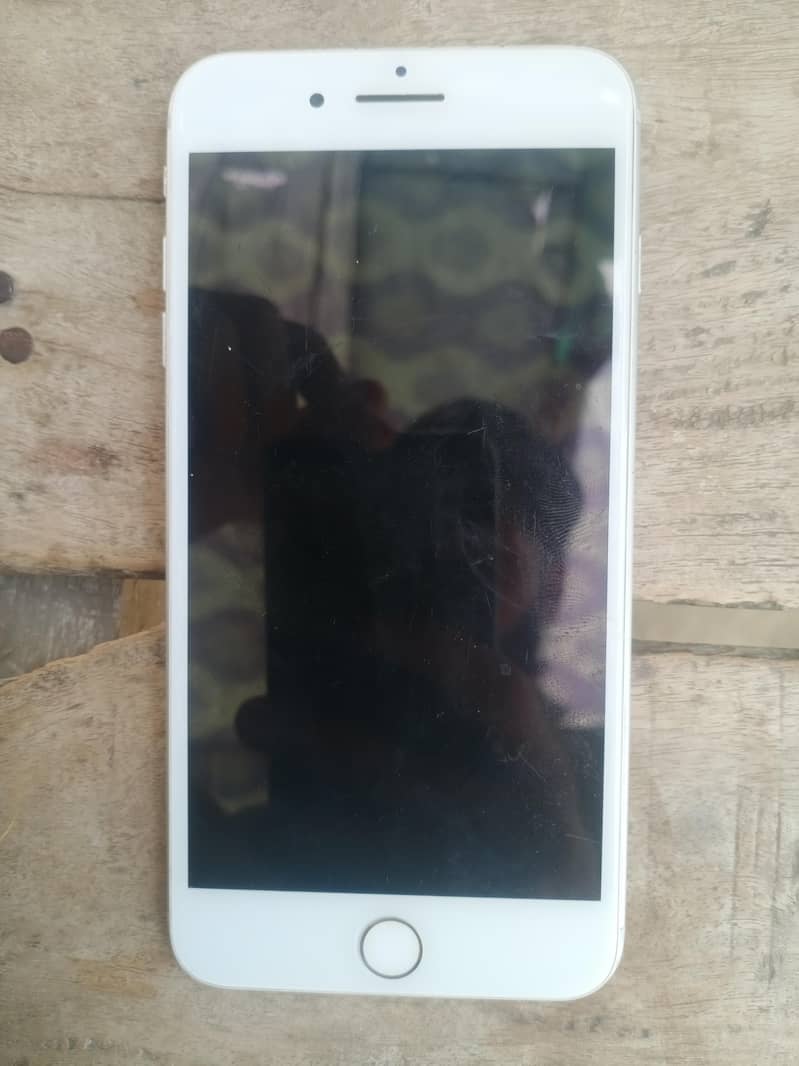 Apple iPhone 7 Plus 0