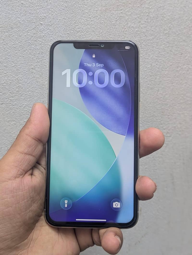 iPhone 11 Pro Max 1