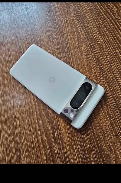 Google Pixel 8 Pro
