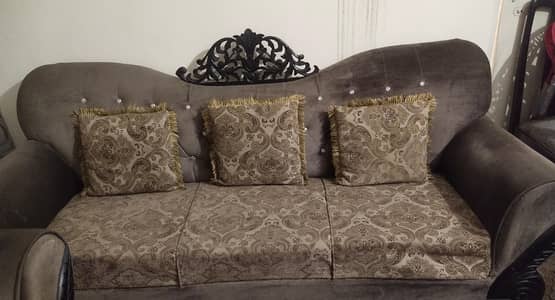 Selling home furniture