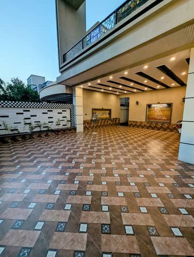 **1 Kanal Full House Available for Rent in NFC Society**