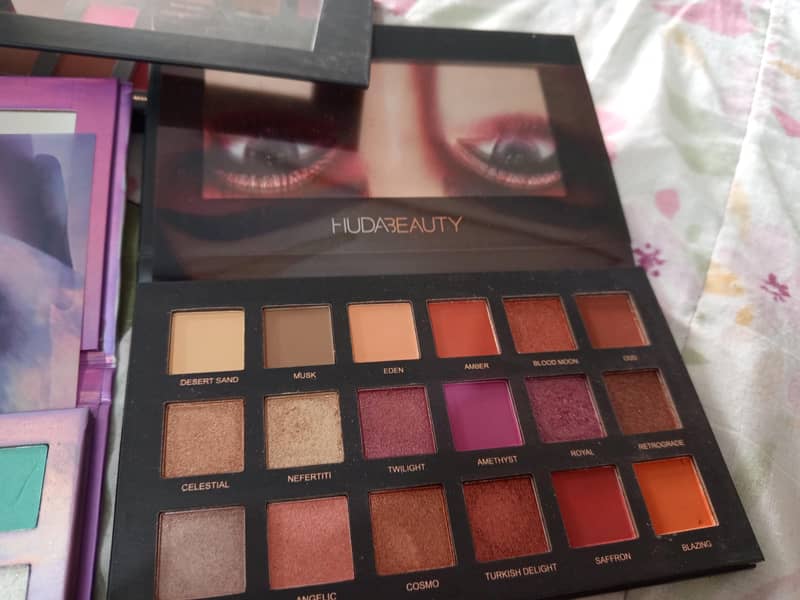 eye shadows pallets 2