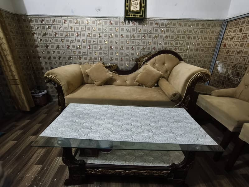Dewan Table Chairs 6