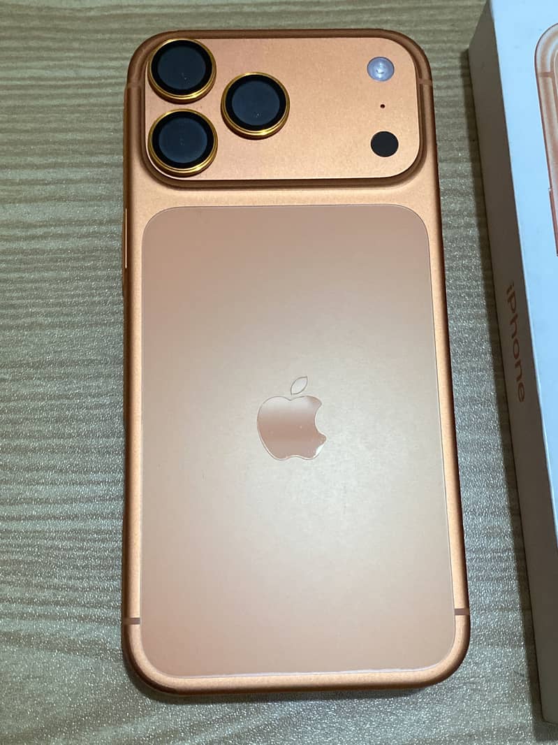 Apple iPhone 17 Pro Max 2