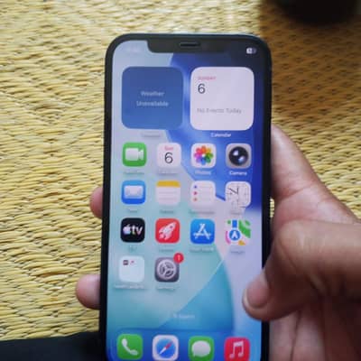Apple iPhone 12