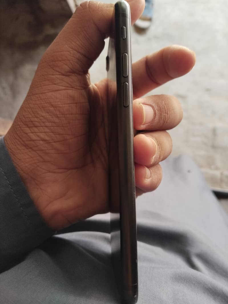 Apple iPhone 7 5