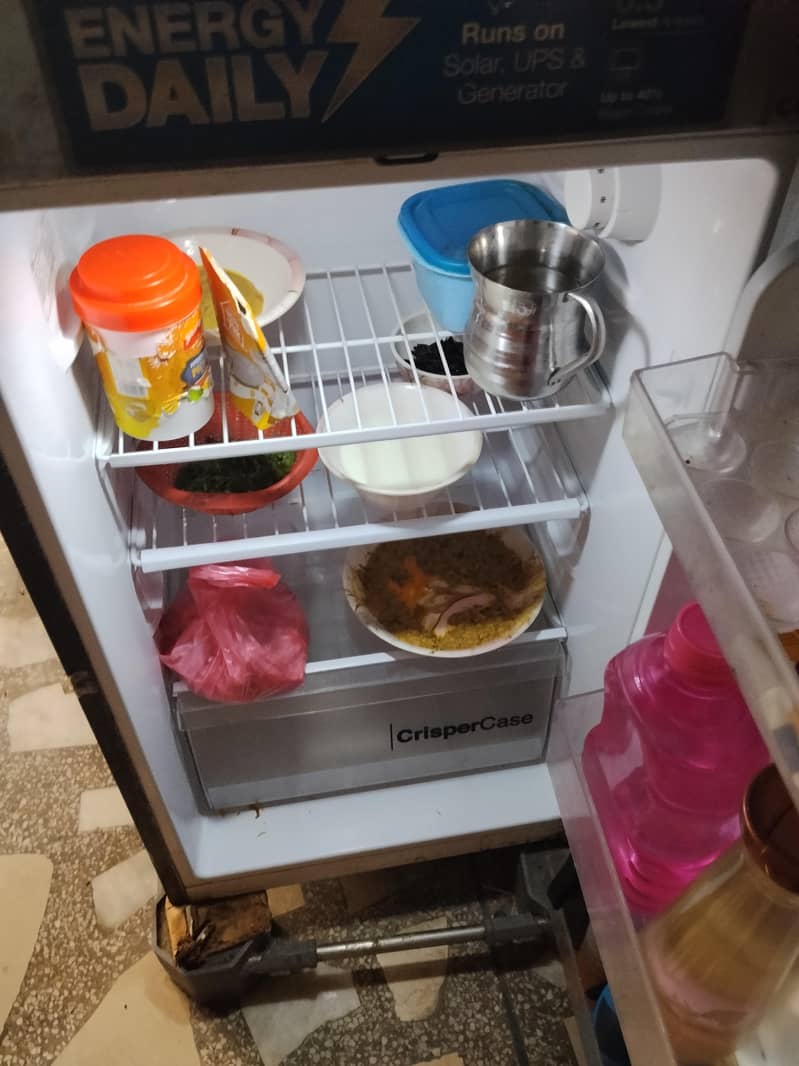REFRIGERATOR 3